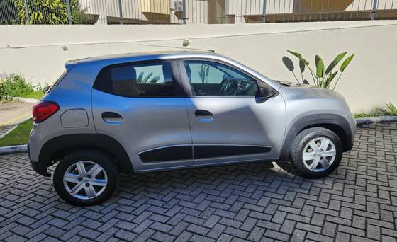 RENAULT KWID 1.0 12V SCE FLEX ZEN MANUAL RENAULT KWID 1.0 12V SCE FLEX ZEN MANUAL
